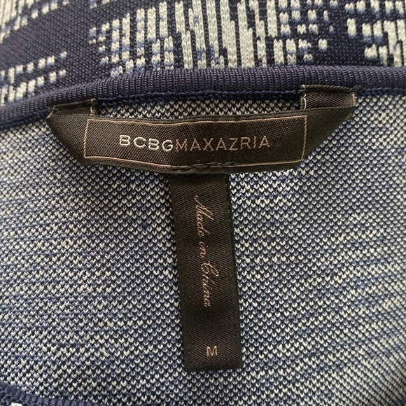 BCBG Maxazria Blue/White Ribbed Knit Hailey Shibori Dress Size M - Picture 10 of 15